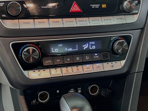 Used 2019 Hyundai Sonata SEL image 26