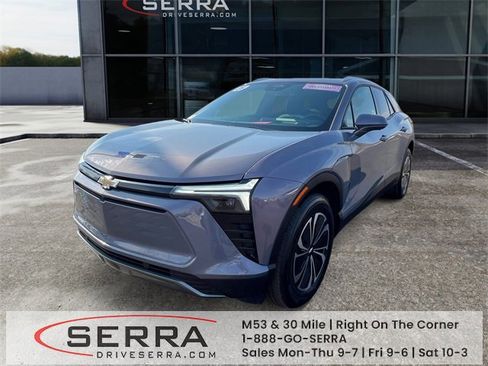Used 2025 Chevrolet Blazer EV LT image 1