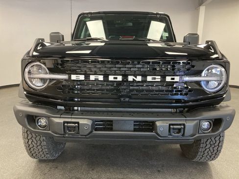 New 2026 Ford Bronco Badlands AWD/4WD image 4