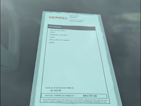 New 2026 GMC Sierra 2500 Denali w/ Denali Reserve Package image 9