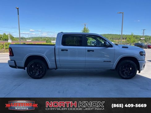 New 2026 RAM 1500 Big Horn AWD/4WD image 20
