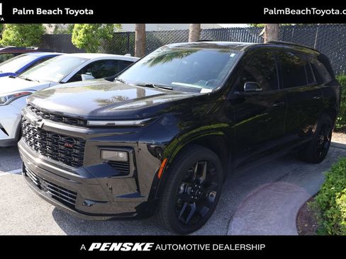 Used 2024 Chevrolet Traverse RS FWD image 1