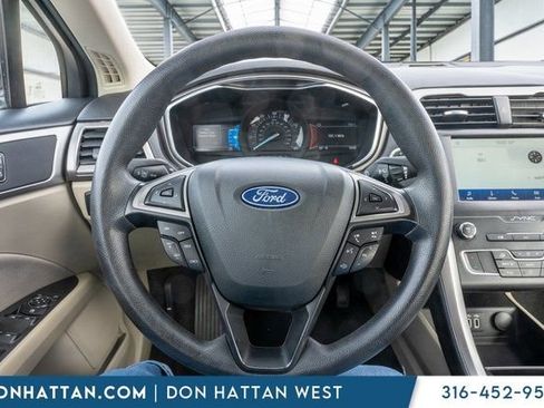 Used 2020 Ford Fusion SE w/ Fleet SE Value Package image 6