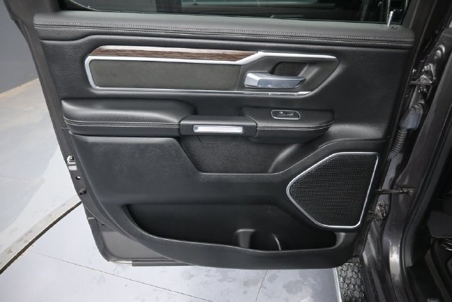 Used 2020 RAM 1500 Laramie AWD/4WD image 30