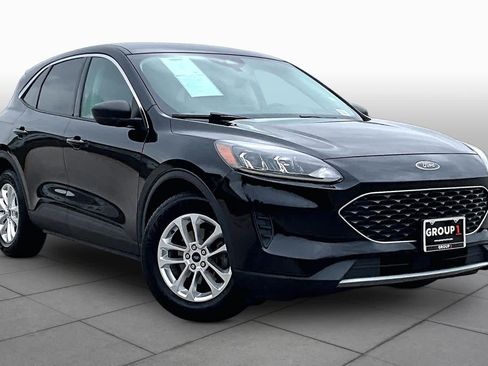 Used 2022 Ford Escape SE w/ Convenience Package FWD image 3