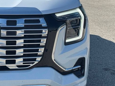 Used 2026 GMC Terrain Denali AWD/4WD image 8