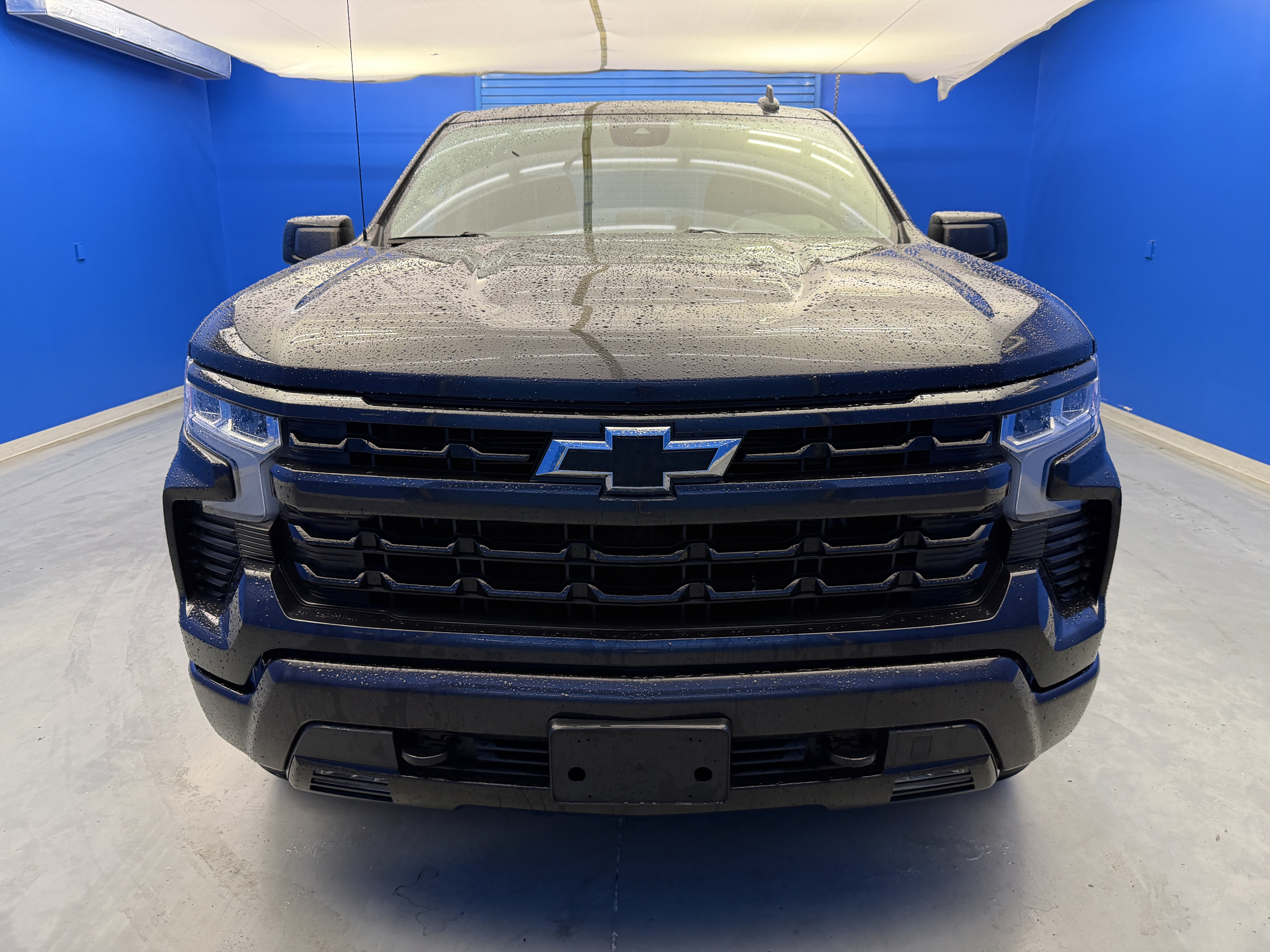 Used 2023 Chevrolet Silverado 1500 RST AWD/4WD image 3
