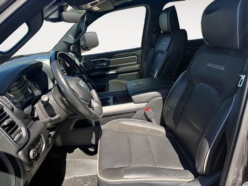 Used 2022 RAM 1500 Laramie AWD/4WD image 11