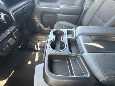 Used 2025 Chevrolet Silverado 1500 Custom Trail Boss w/ Dark Appearance Package AWD/4WD image 20