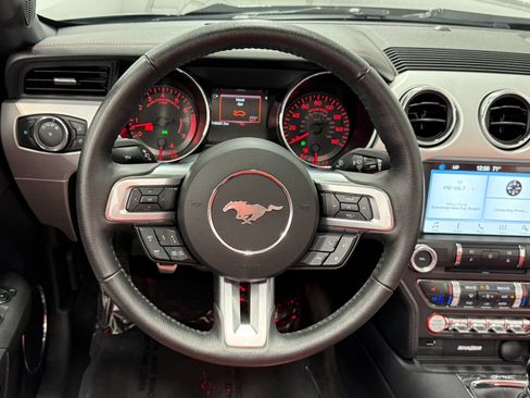 Used 2017 Ford Mustang GT Premium w/ Equipment Group 401A RWD image 20