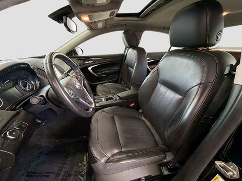 Used 2016 Buick Regal Sport Touring image 22