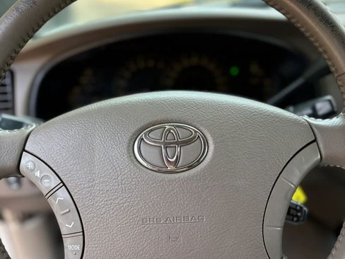 Used 2006 Toyota Sequoia Limited AWD/4WD image 35