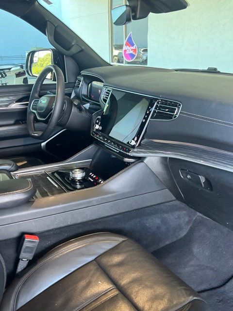 Used 2022 Jeep Wagoneer Series III w/ Premium Group I RWD image 21