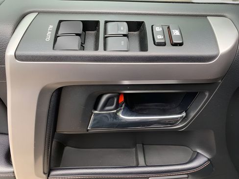 Used 2021 Toyota 4Runner Limited image 14