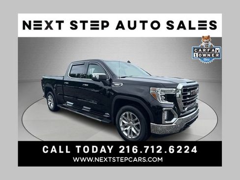 Used 2022 GMC Sierra 1500 SLT w/ SLT Premium Plus Package AWD/4WD image 1