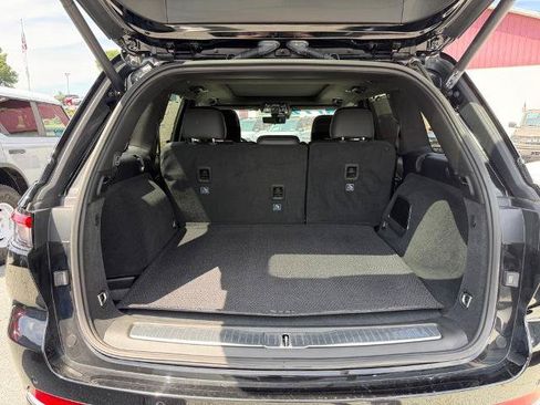 Used 2023 Jeep Grand Cherokee Summit AWD/4WD image 20