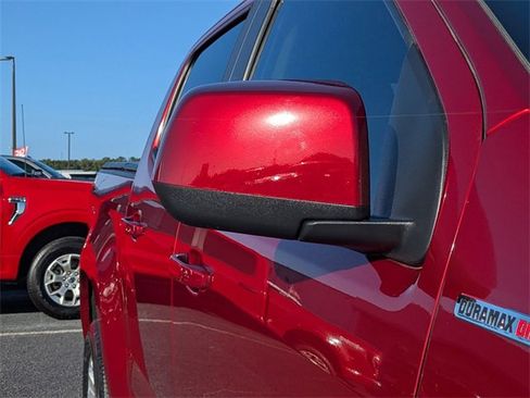 Used 2022 Chevrolet Colorado LT w/ Luxury Package image 12