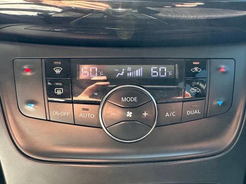 Used 2019 Nissan Sentra SV FWD image 23