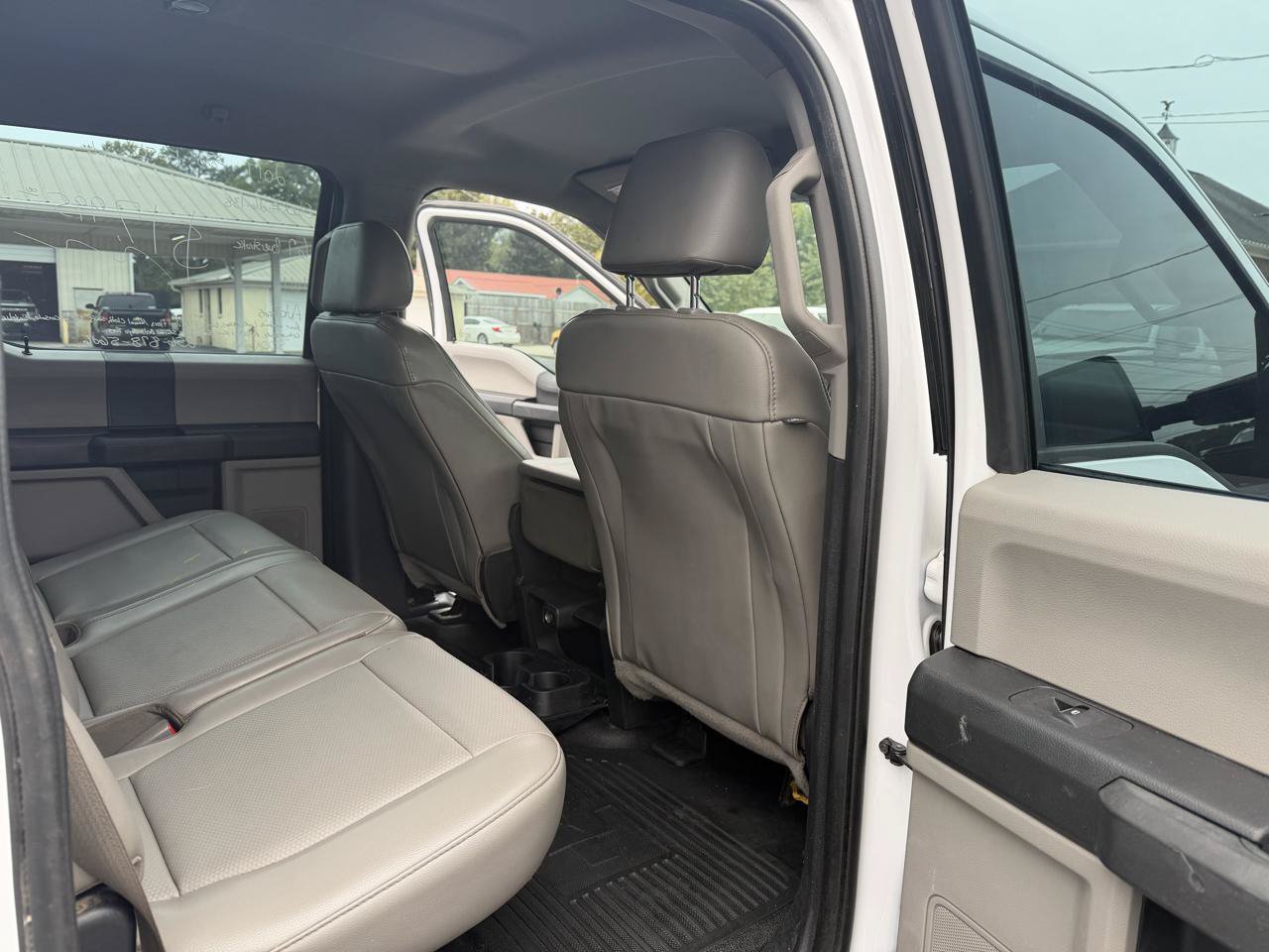 Used 2017 Ford F350 XL w/ Power Equipment Group AWD/4WD image 12