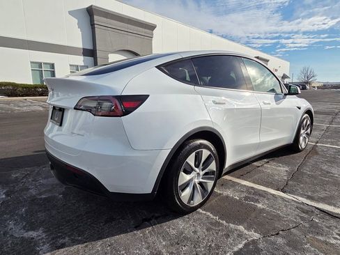 Used 2020 Tesla Model Y Long Range image 7