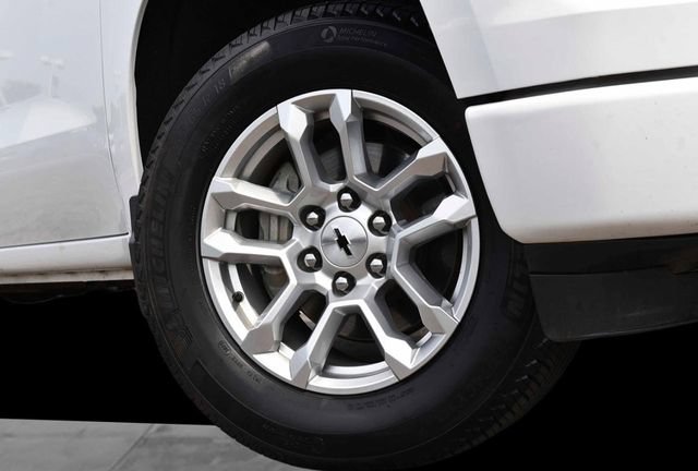 Used 2026 Chevrolet Silverado 1500 RST AWD/4WD image 3