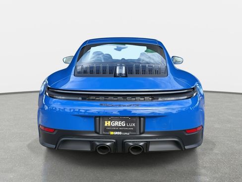 Used 2025 Porsche 911 Carrera GTS image 4