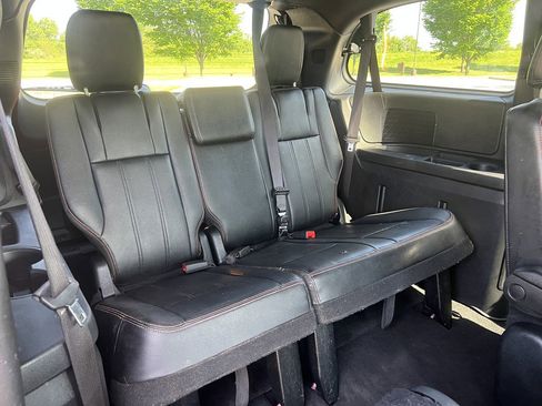 Used 2019 Dodge Grand Caravan GT FWD image 13