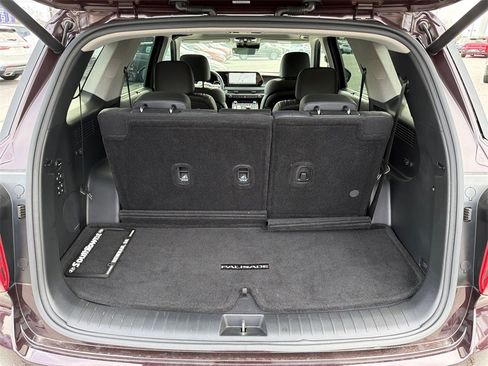 Used 2024 Hyundai Palisade Limited image 18
