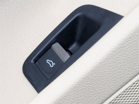 Used 2019 Audi Q7 2.0T Premium w/ Convenience Package image 29