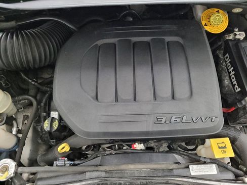 Used 2019 Dodge Grand Caravan GT FWD image 30