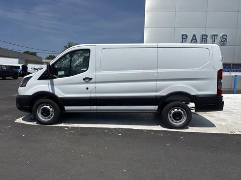 New 2026 Ford Transit 250 Low Roof w/ Load Area Protection Package RWD image 6