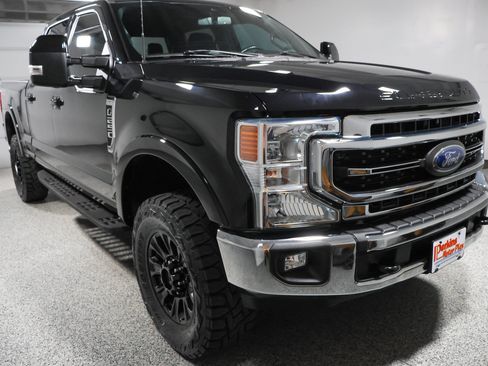 Used 2022 Ford F250 Lariat w/ Tremor Off-Road Package AWD/4WD image 5