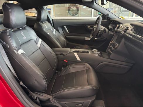 Used 2020 Ford Mustang Shelby GT500 w/ Technology Package RWD image 30