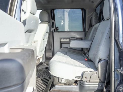 Used 2015 Ford F350 XLT w/ XLT Interior Package image 13