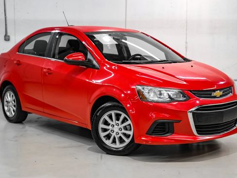 Used 2018 Chevrolet Sonic LT FWD image 6