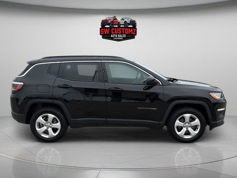 Used 2019 Jeep Compass Latitude AWD/4WD image 8