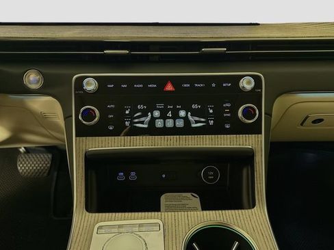 New 2026 Genesis GV80 2.5T Prestige AWD/4WD image 14