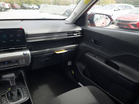 New 2027 Hyundai Kona SEL Sport FWD image 16