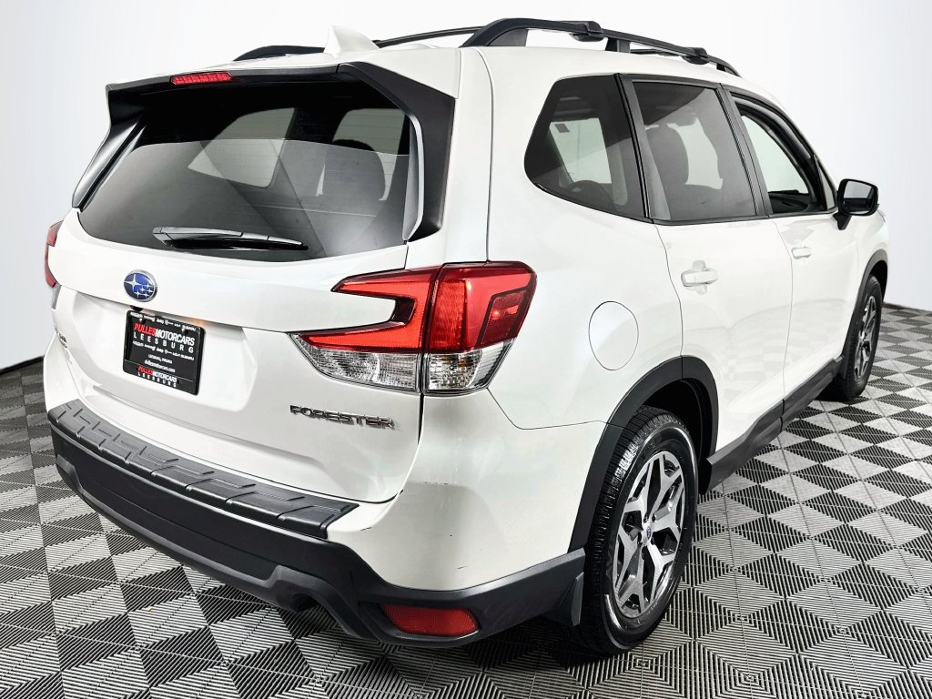 Used 2019 Subaru Forester Premium AWD/4WD image 7