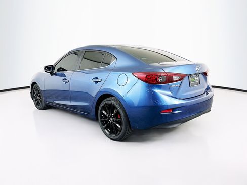 Used 2017 MAZDA MAZDA3 Touring FWD image 5