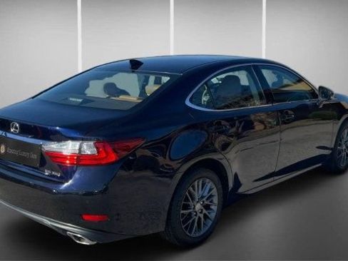 Used 2018 Lexus ES 350 w/ Premier Package image 5