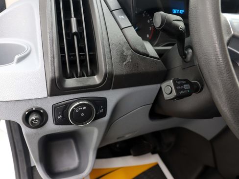 Used 2019 Ford Transit 150 XL RWD image 21