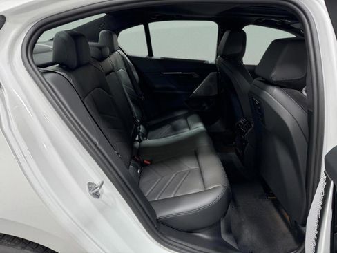 New 2026 BMW 530i xDrive w/ M Sport Package image 10