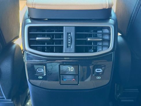 Used 2024 Lexus RX 350 Premium w/ Accessory Package (Z1) AWD/4WD image 17
