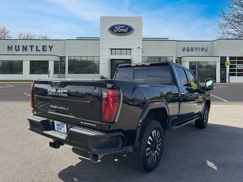 Used 2024 GMC Sierra 3500 Denali Ultimate image 5