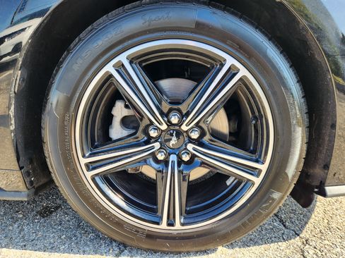 Used 2024 Ford Mustang Premium RWD image 23
