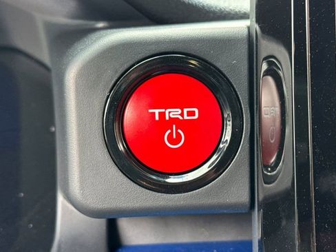 New 2025 Toyota Tacoma TRD Sport image 18