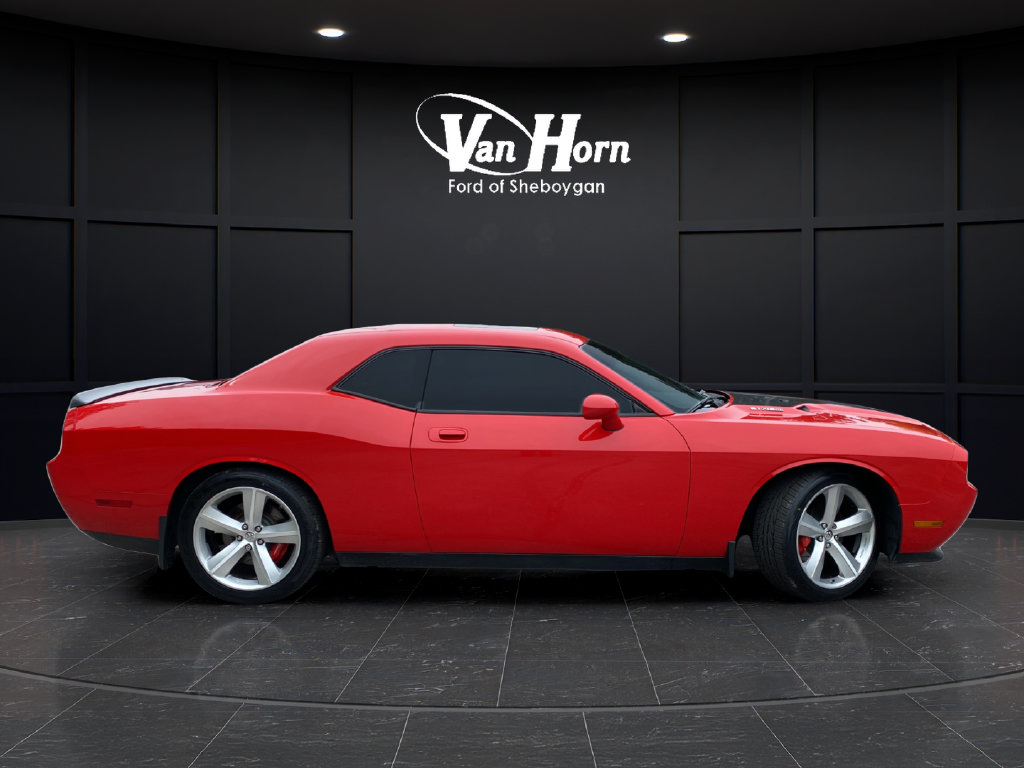 Used 2009 Dodge Challenger SRT8 w/ SRT Option Group II RWD image 8