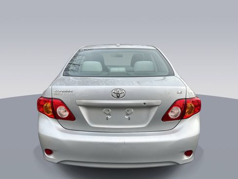 Used 2009 Toyota Corolla S image 4