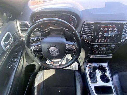 Certified 2022 Jeep Grand Cherokee Laredo X RWD image 6